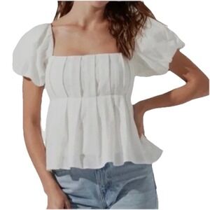 NWT ASTR the Label Puff Sleeve Tie Back Peplum Top White Size L Peasant Milkmaid